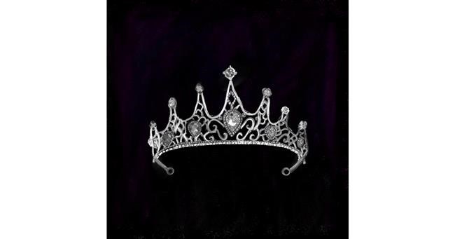 Drawing of Crown by Lou