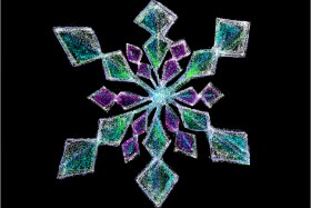 Betula の 雪の結晶 の絵